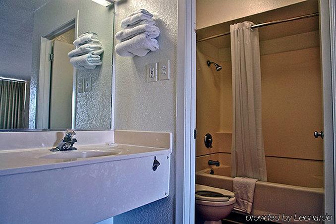Motel 6 Baton Rouge Southeast Prairieville Екстер'єр фото