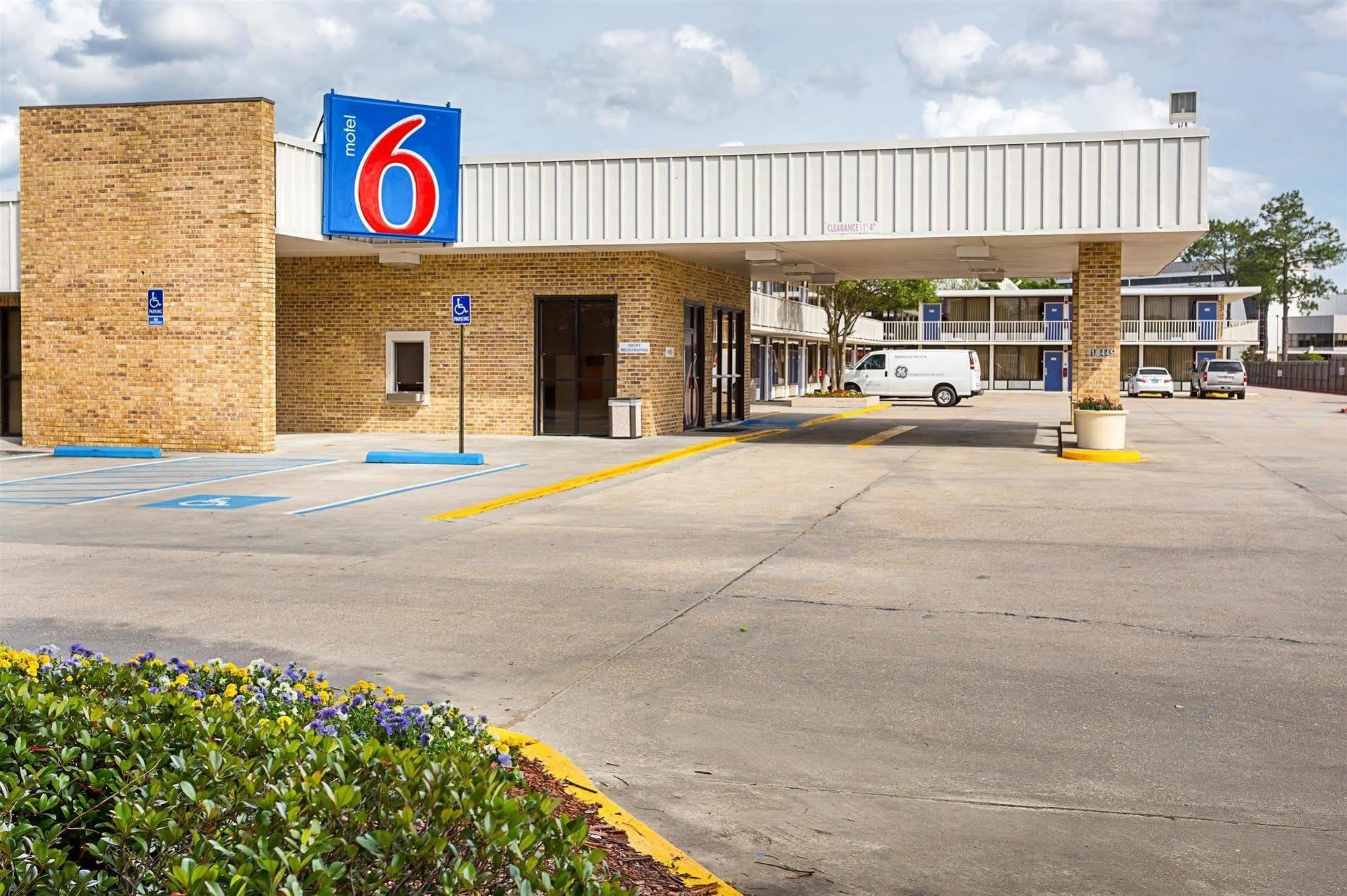 Motel 6 Baton Rouge Southeast Prairieville Екстер'єр фото